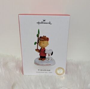 Hallmark Keepsake Figurine Peanuts Charlie Brown & Snoopy Christmas New In Box
